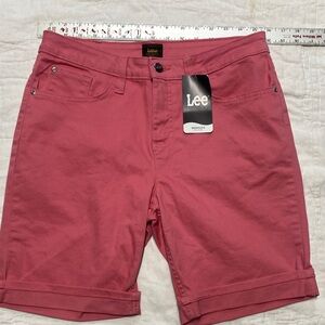 Lee Women's Rose Pink Bermudas